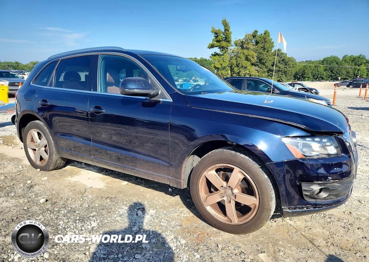 2011 Audi Q5 Premium Plus VIN:WA1LFAFP0BA069784 - 4