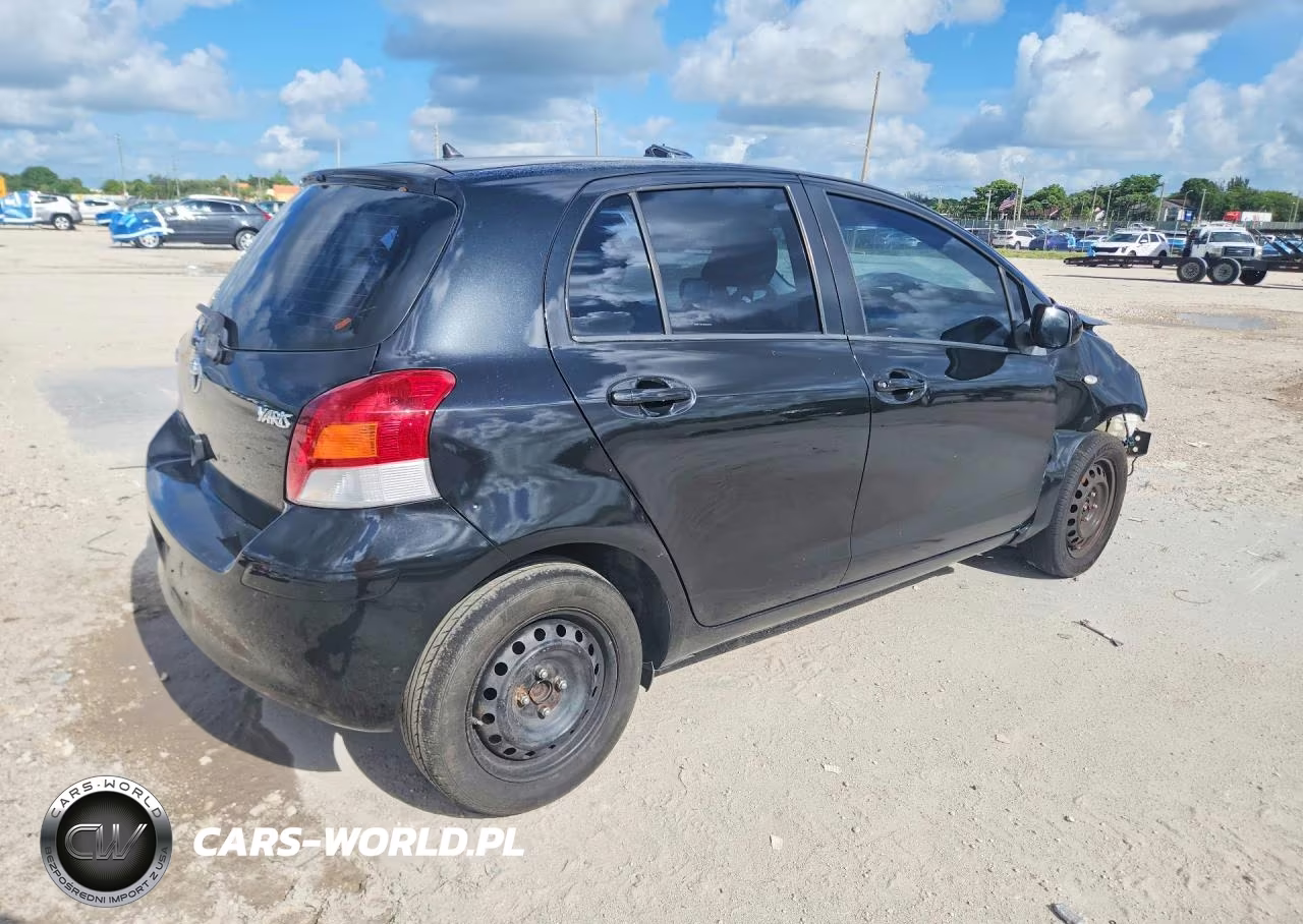 2011 Toyota Yaris Base VIN:JTDKT4K33B5326721 - 3