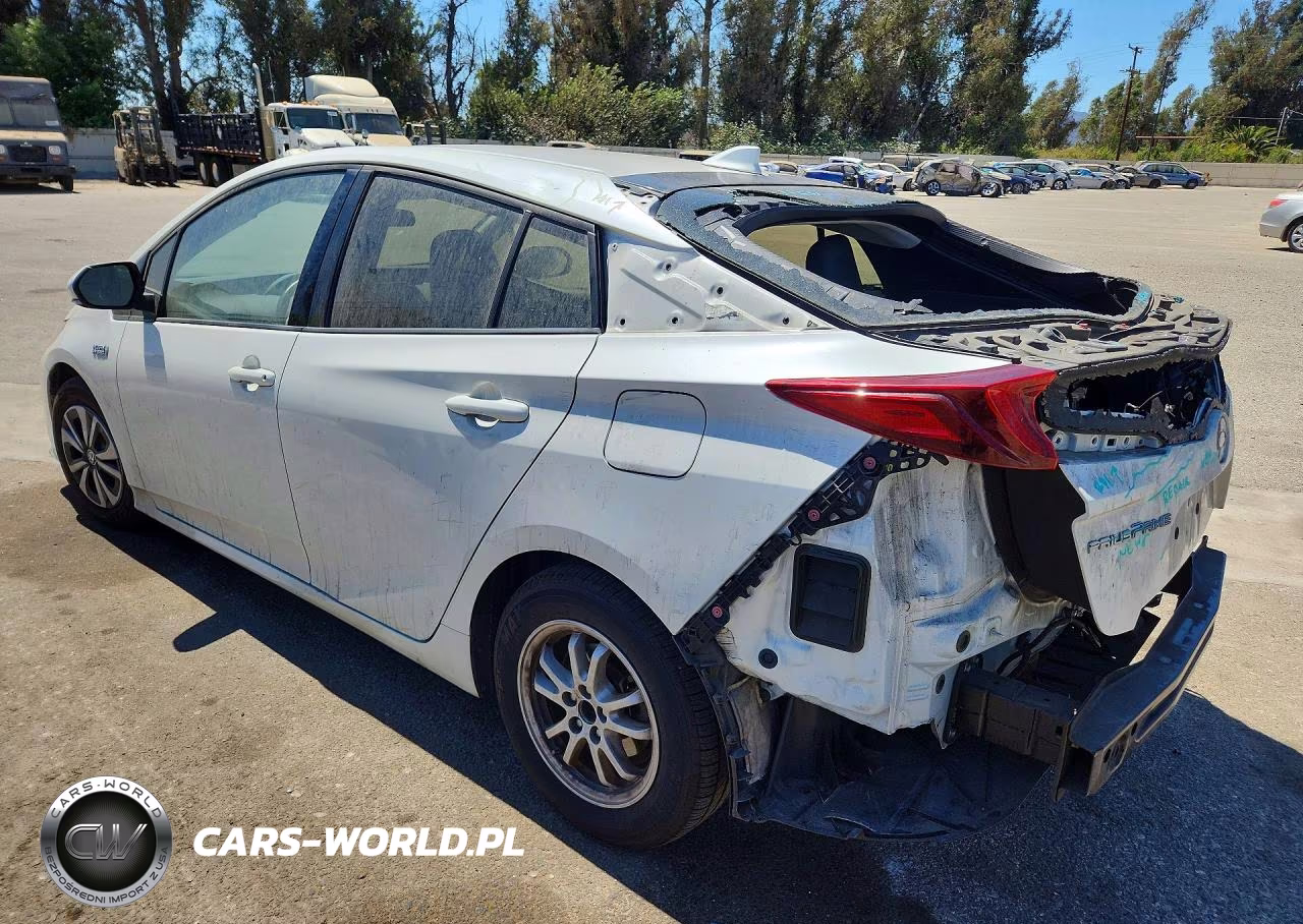 2017 Toyota Prius Prime Premium VIN:JTDKARFP7H3021064 - 2
