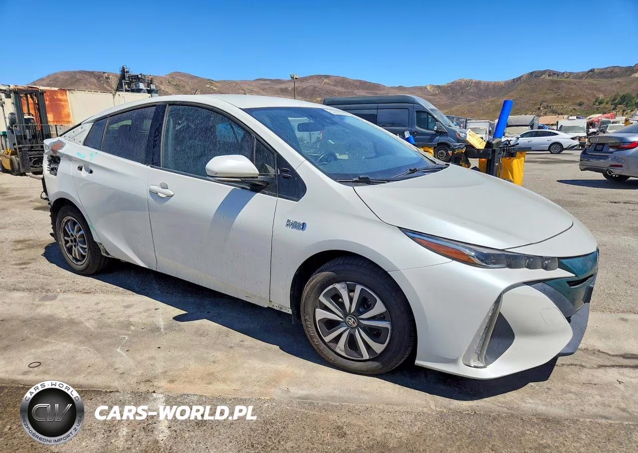 2017 Toyota Prius Prime Premium VIN:JTDKARFP7H3021064 - 4