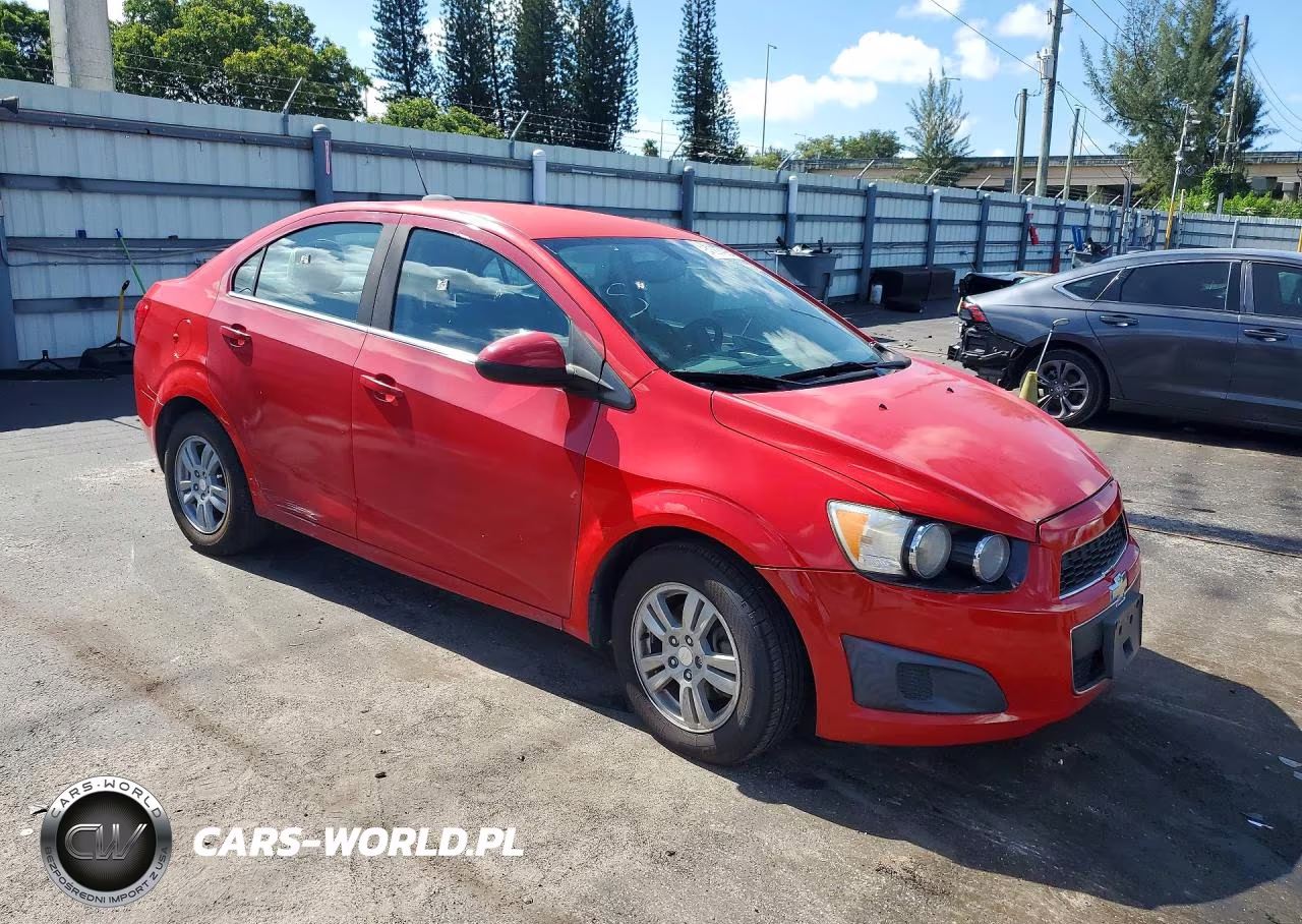 2016 Chevrolet Sonic Lt VIN:1G1JC5SH5G4184942 - 4