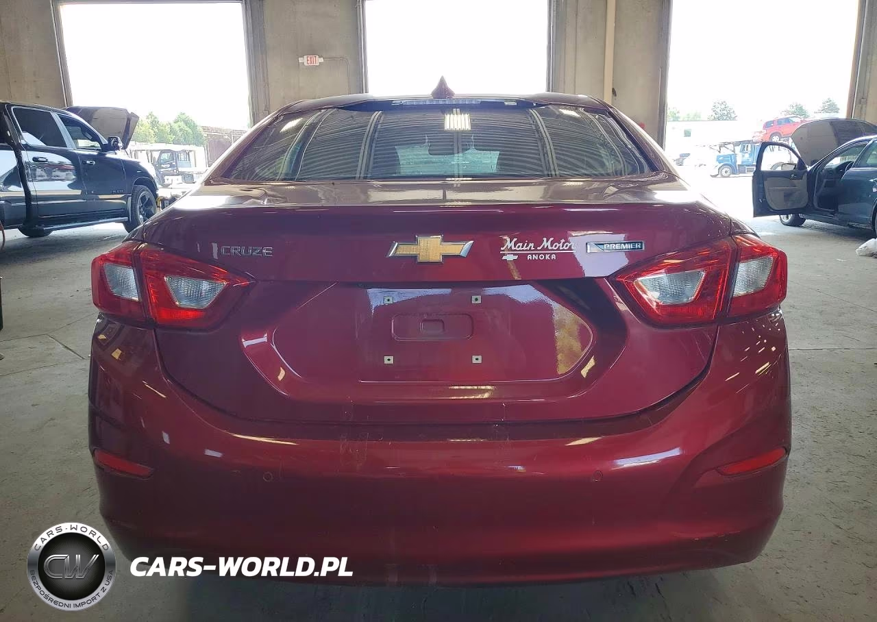 2018 Chevrolet Cruze Premier VIN:1G1BF5SM2J7134062 - 6
