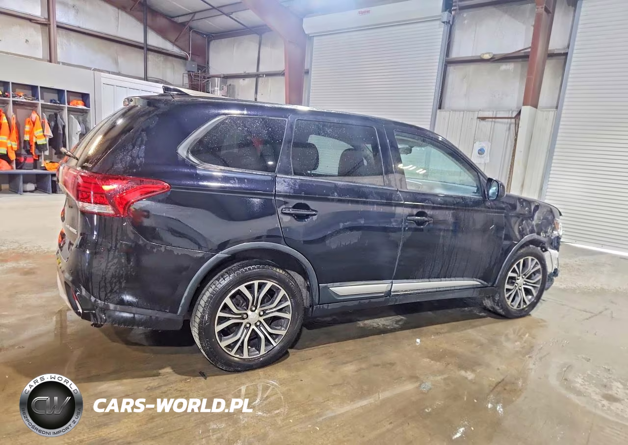 2018 Mitsubishi Outlander Se VIN:JA4AZ3A37JZ070817 - 3