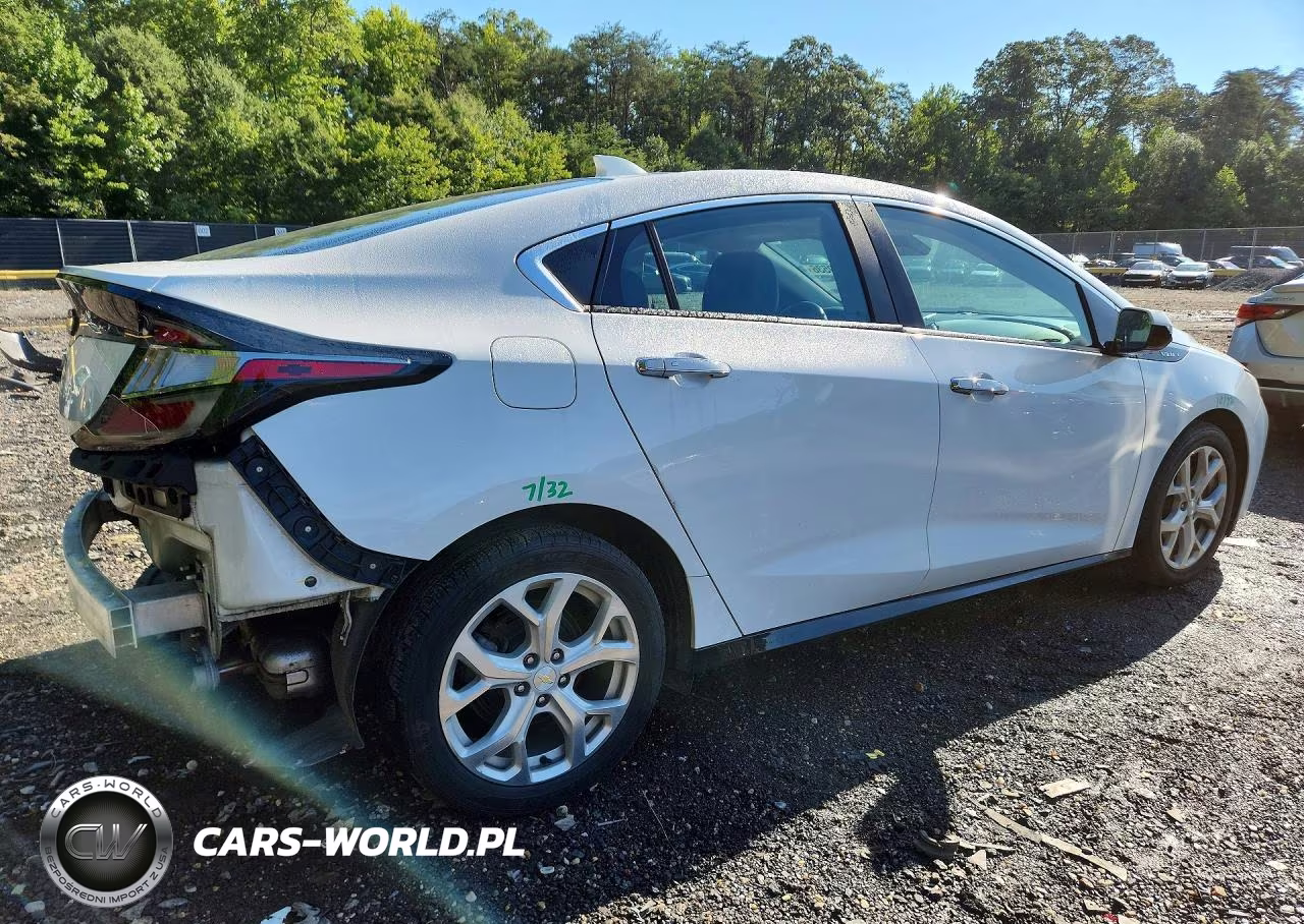 2017 Chevrolet Volt Premier VIN:1G1RD6S54HU215451 - 3