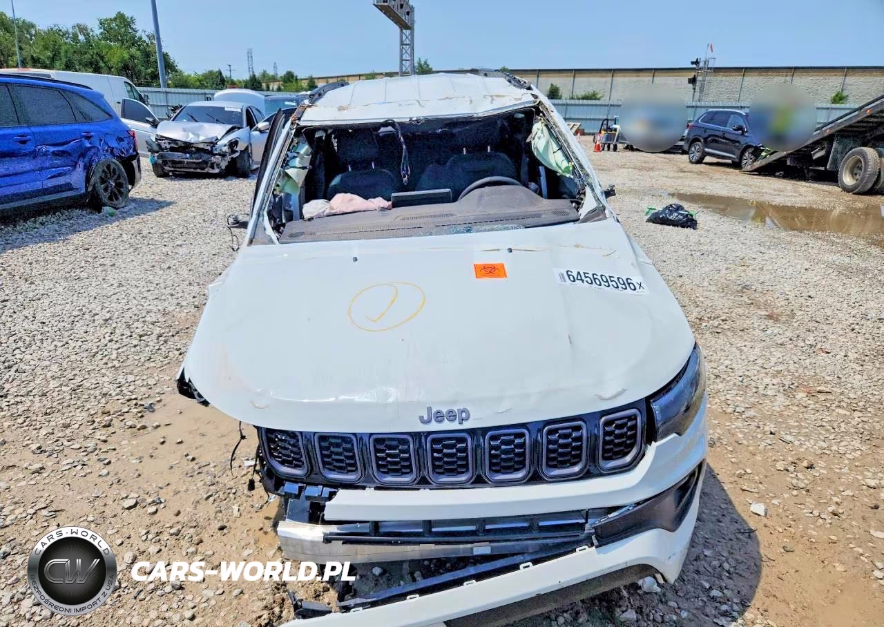 2025 Jeep Compass Latitude VIN:3C4NJDBN7ST617713 - 5