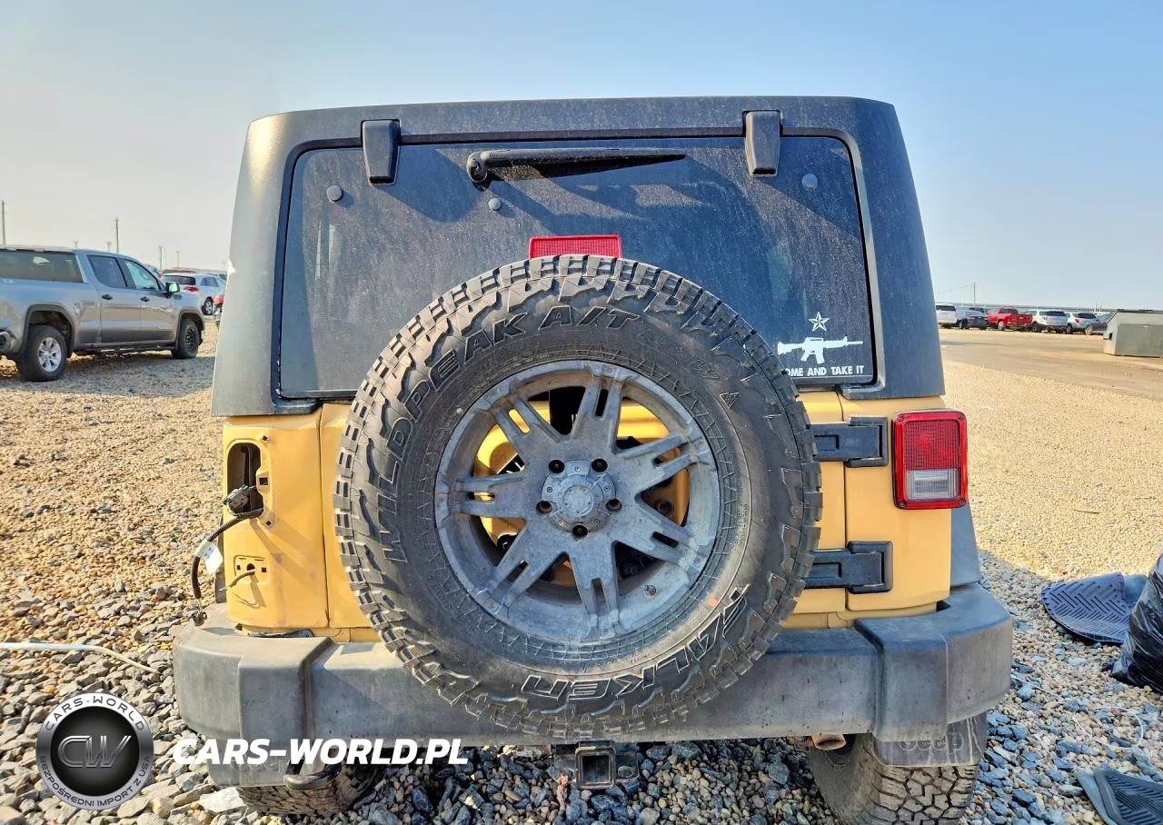 2014 Jeep Wrangler Unlimited Rubicon VIN:1C4HJWFG9EL180253 - 6