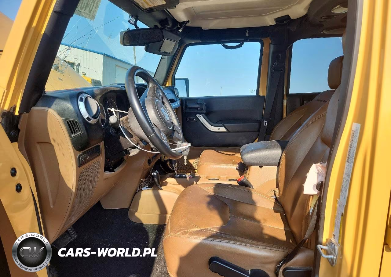 2014 Jeep Wrangler Unlimited Rubicon VIN:1C4HJWFG9EL180253 - 7