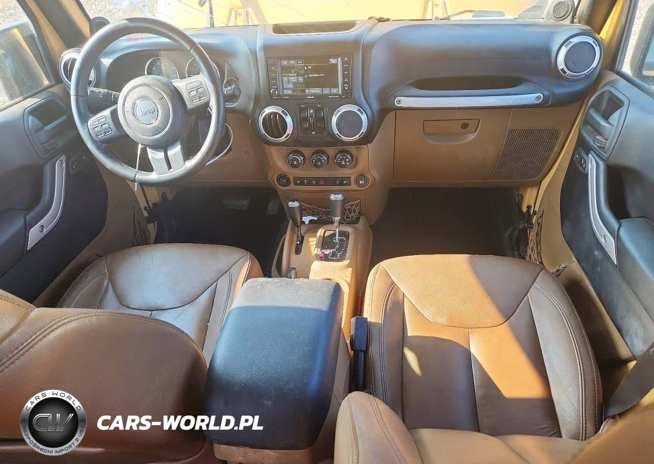 2014 Jeep Wrangler Unlimited Rubicon VIN:1C4HJWFG9EL180253 - 8