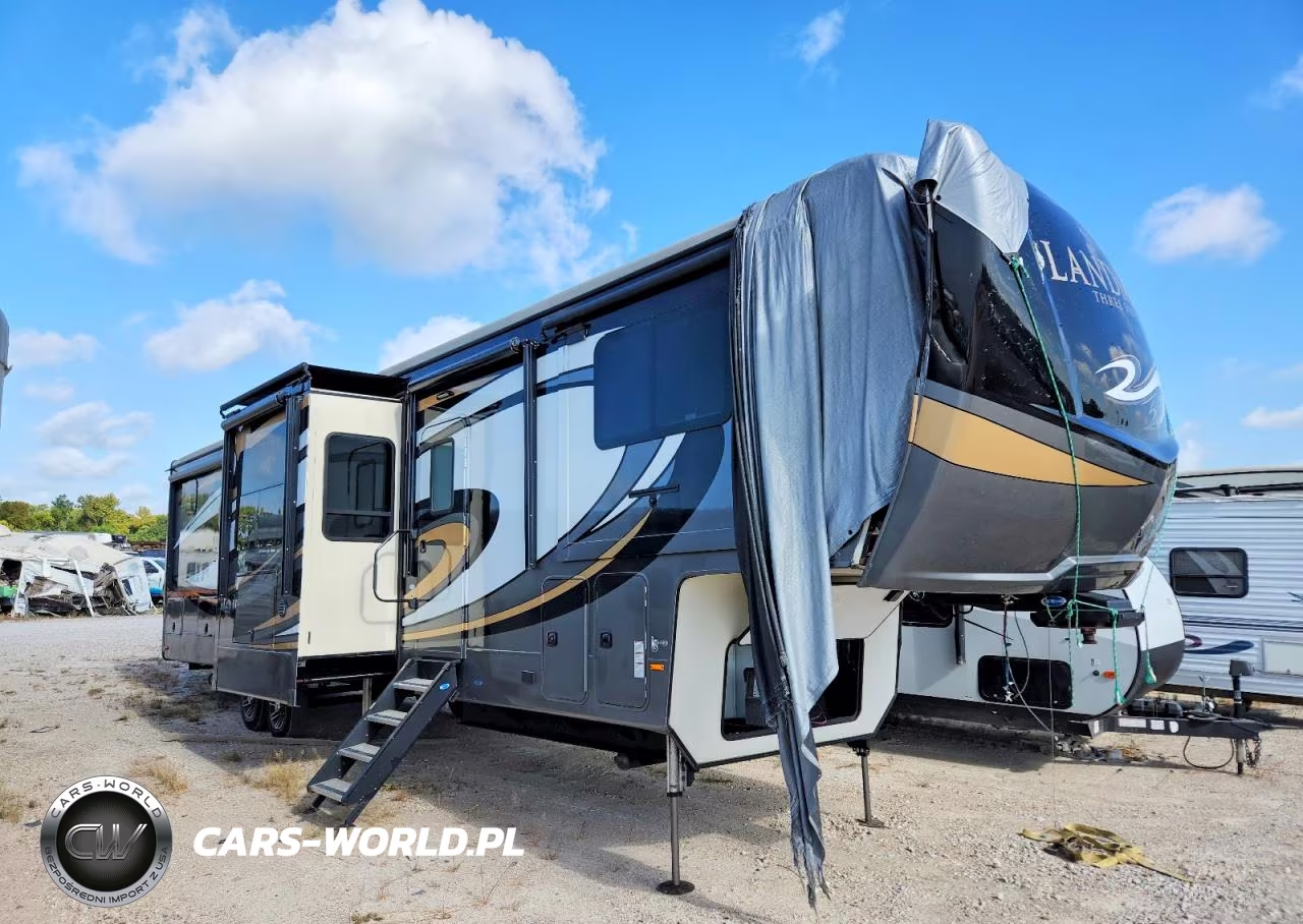 2020 Heartland Landmark Camper