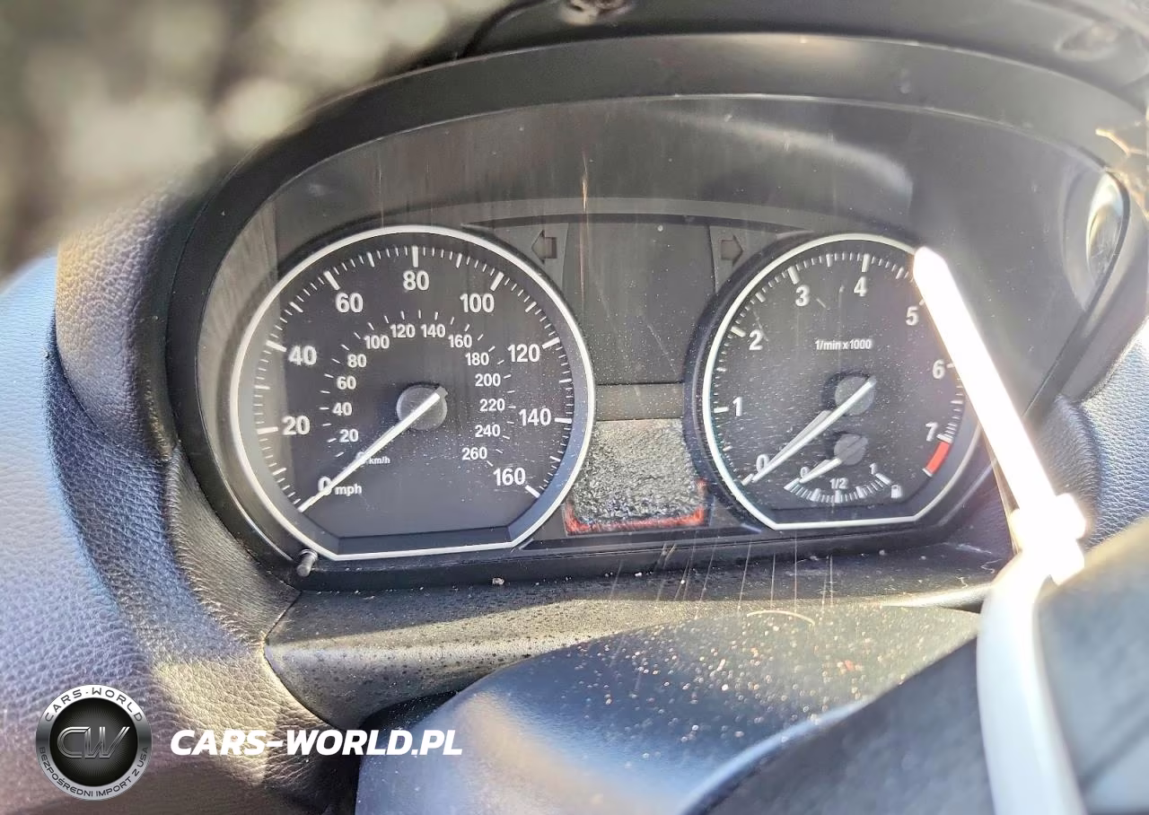2011 BMW 128 I VIN:WBAUP7C51BVP21427 - 9