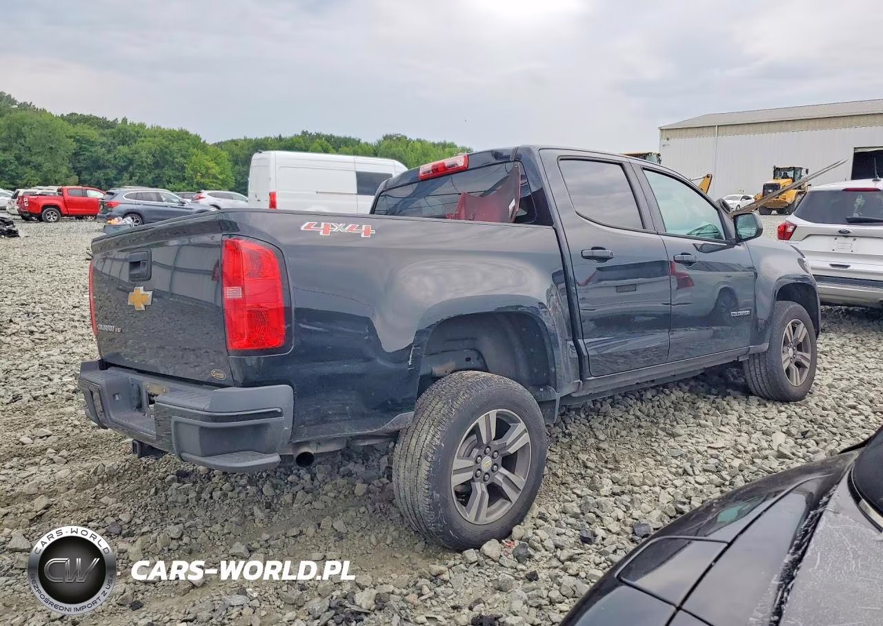 2018 Chevrolet Colorado VIN:1GCGTBEN3J1293166 - 3