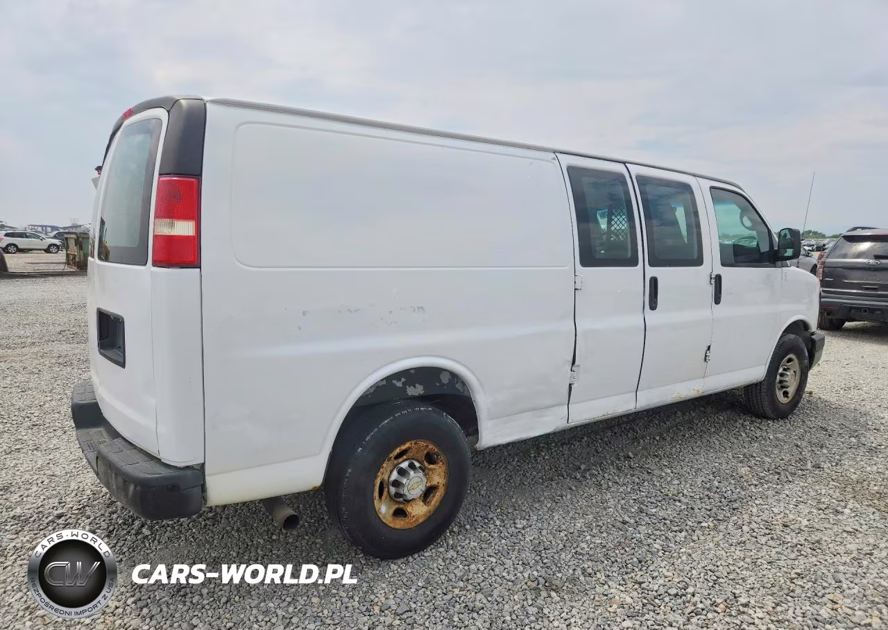 2014 Chevrolet Express G2500 VIN:1GCWGGCA5E1125676 - 3