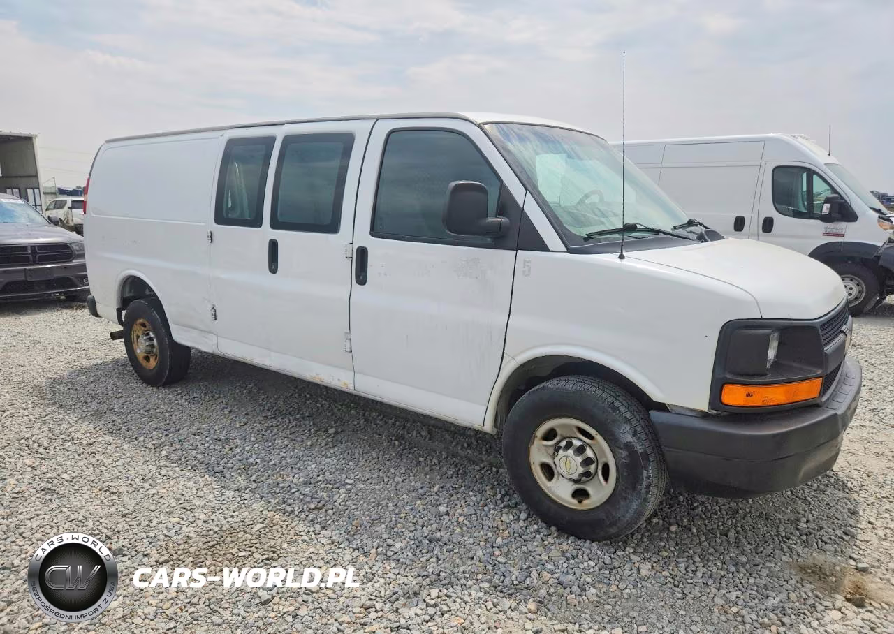 2014 Chevrolet Express G2500 VIN:1GCWGGCA5E1125676 - 4