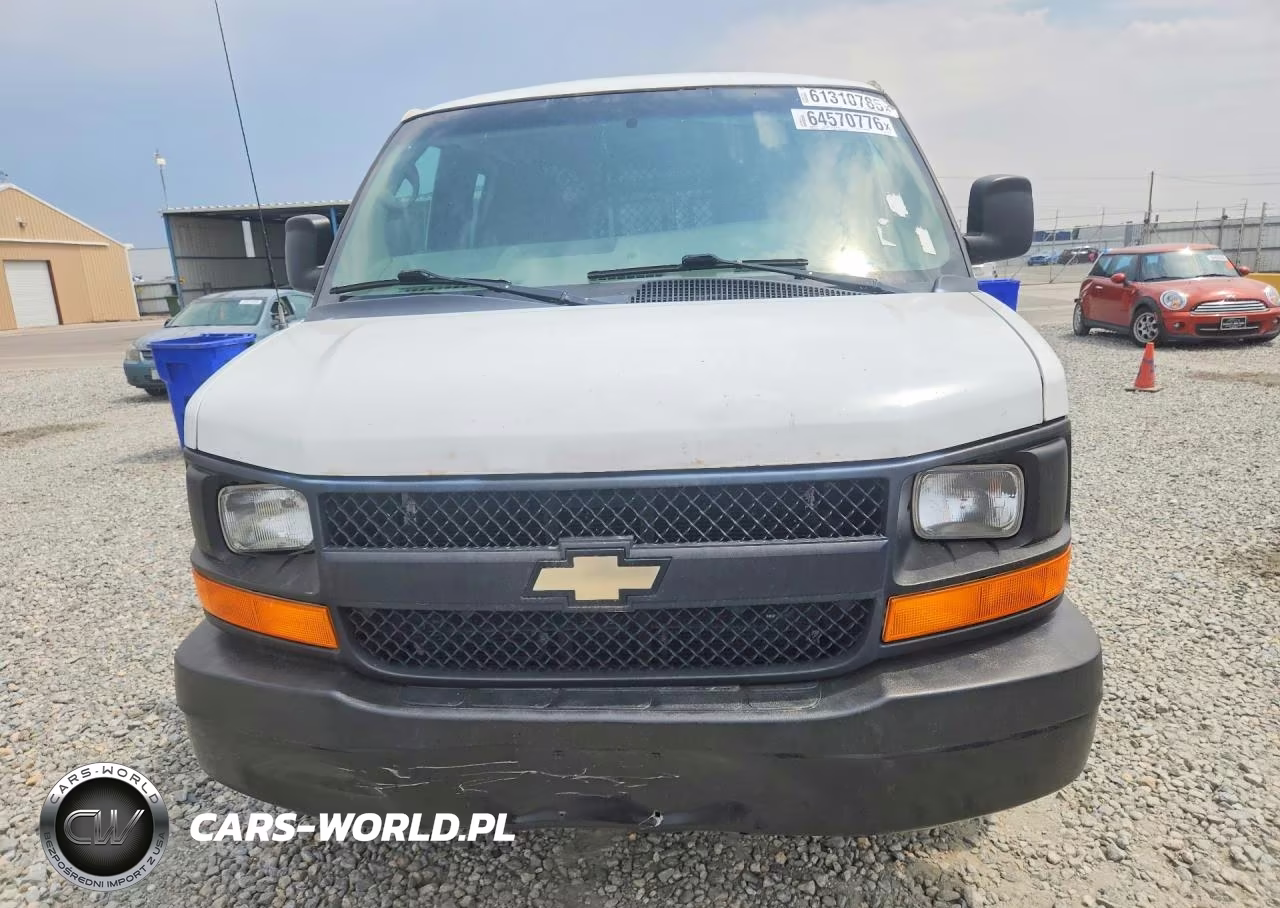 2014 Chevrolet Express G2500 VIN:1GCWGGCA5E1125676 - 5
