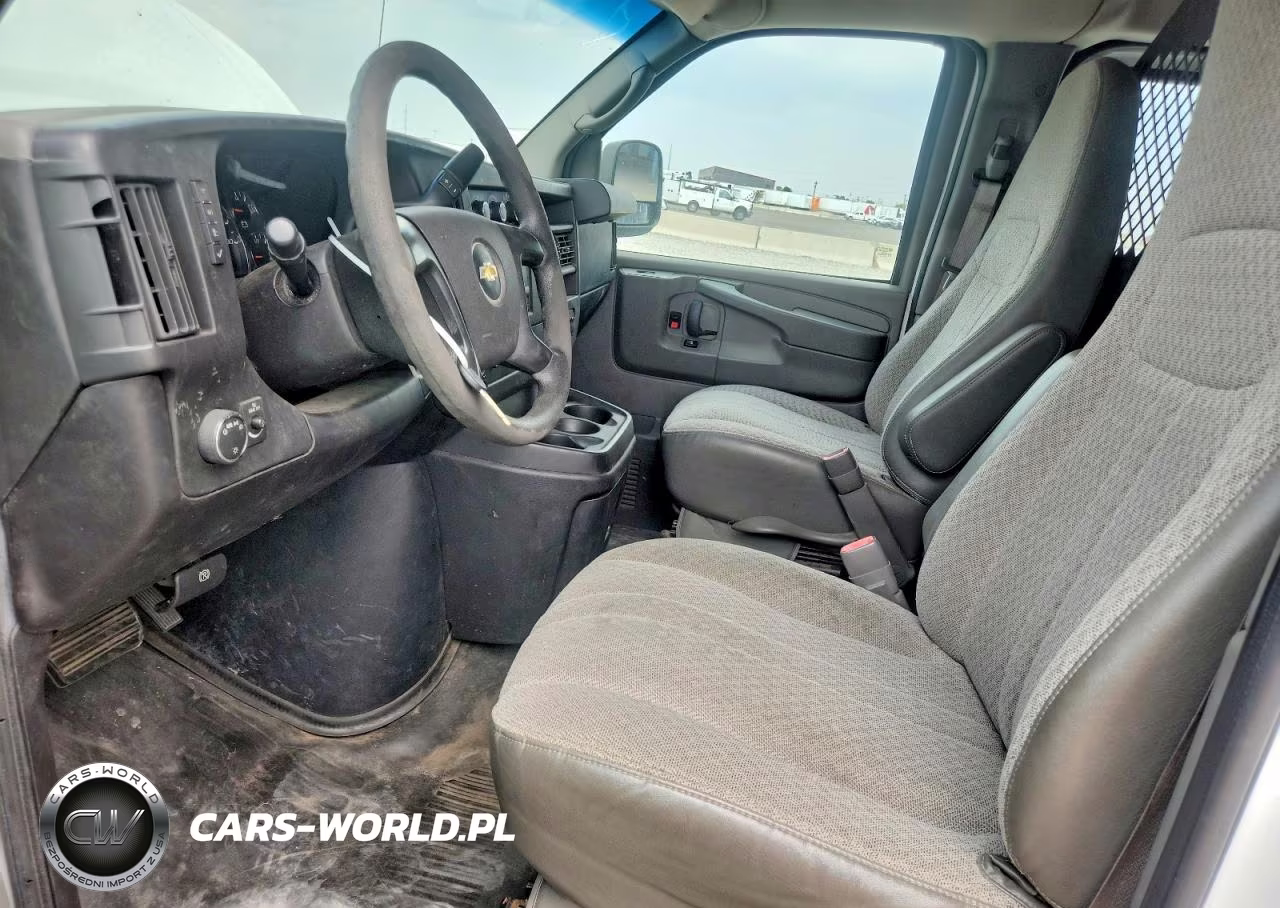 2014 Chevrolet Express G2500 VIN:1GCWGGCA5E1125676 - 7