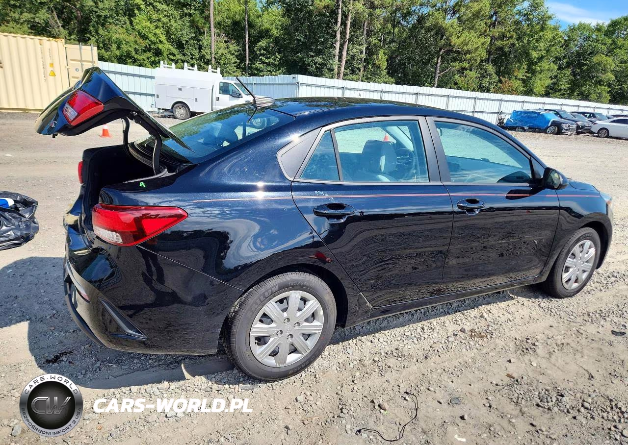 2021 Kia Rio S VIN:3KPA24AD5ME377606 - 3