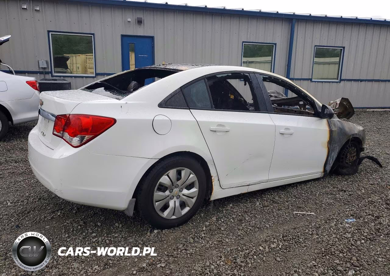 2013 Chevrolet Cruze Ls VIN:1G1PA5SG4D7298898 - 3