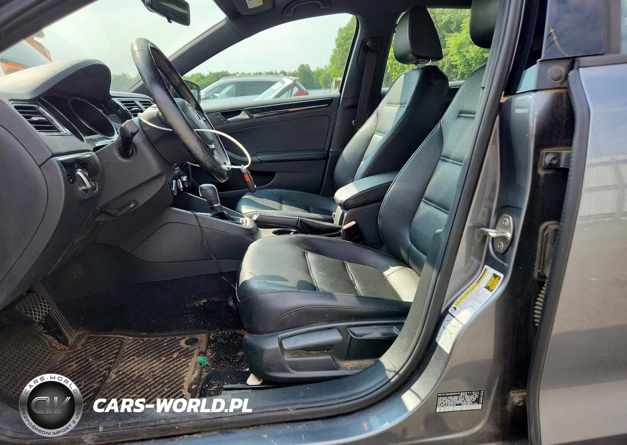 2018 Volkswagen Jetta Sport VIN:3VWD17AJ4JM219618 - 8