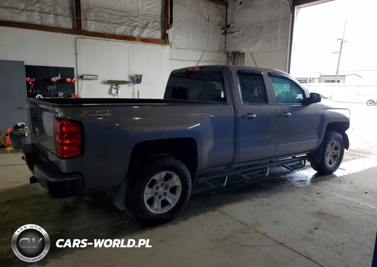 2017 Chevrolet Silverado K1500 Lt VIN:1GCVKRECXHZ227842 - 3