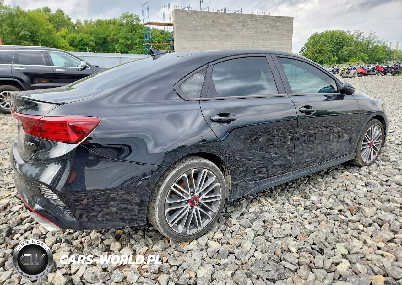 2024 Kia Forte Gt VIN:3KPF44AC6RE805553 - 3