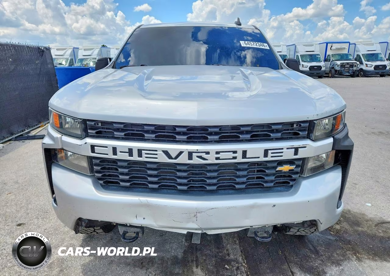 2020 Chevrolet Silverado K1500 Custom VIN:1GCPYBEH7LZ300233 - 5