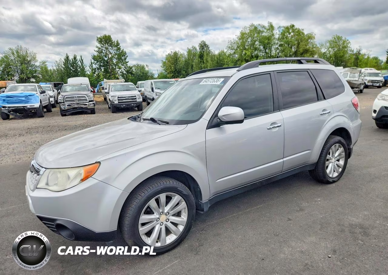 2011 Subaru Forester 2.5X Premium VIN:JF2SHADC2BH773618 - 1