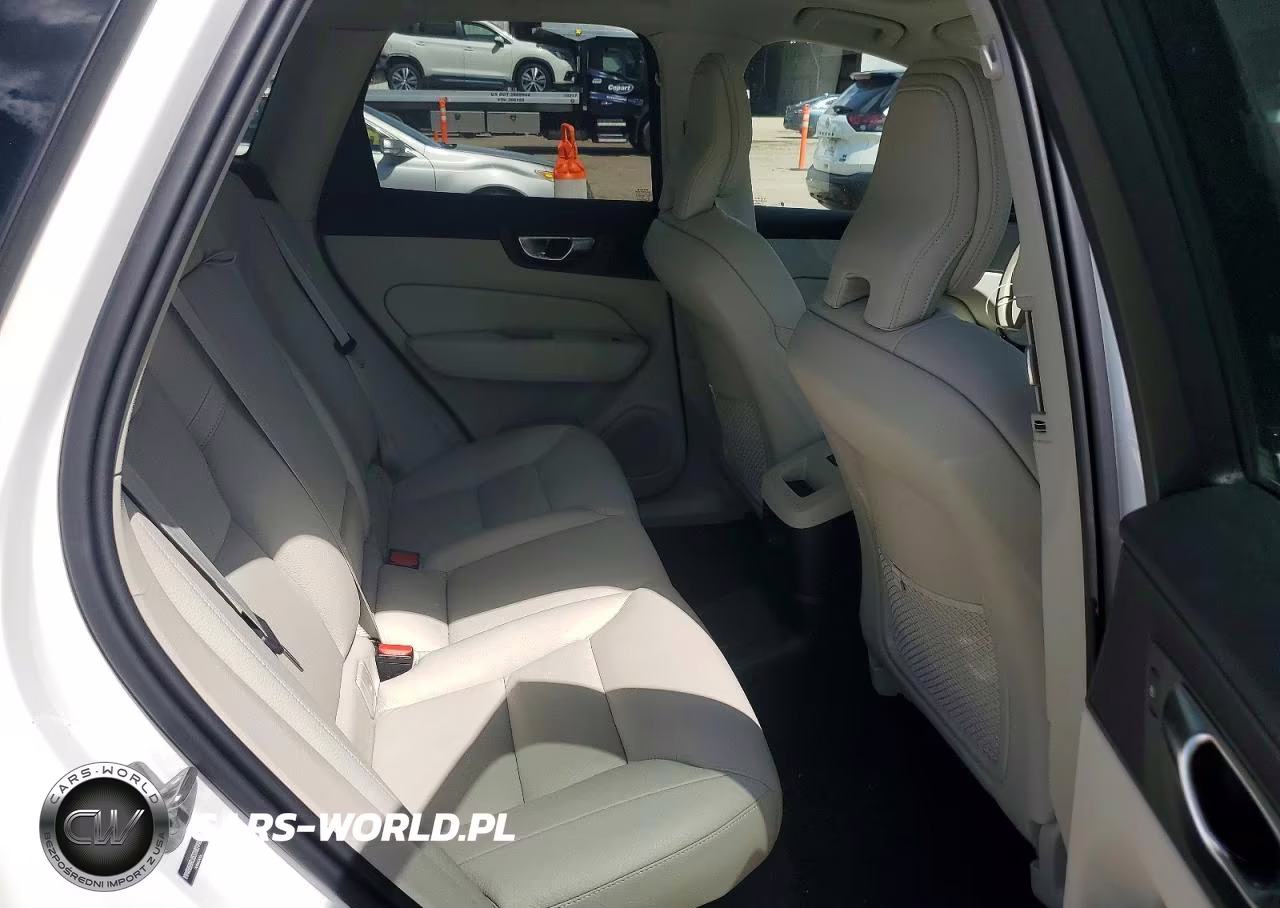 2025 Volvo Xc60 Core VIN:YV4H60RJ5S1034488 - 10