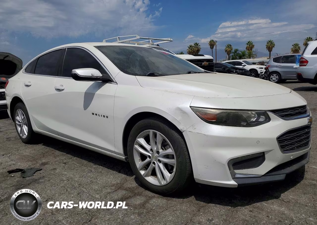 2017 Chevrolet Malibu Lt VIN:1G1ZE5ST7HF211582 - 4