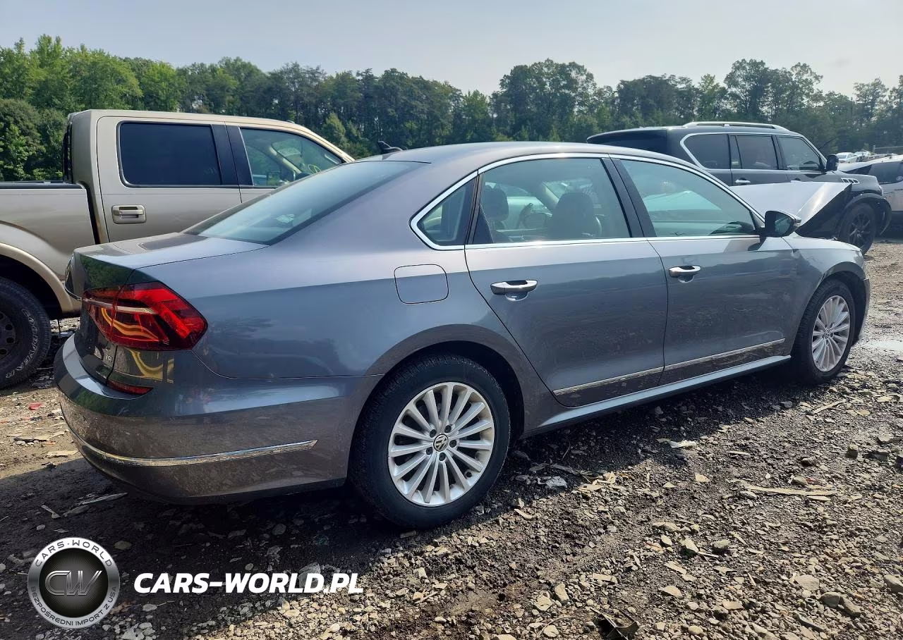 2017 Volkswagen Passat Se VIN:1VWBT7A30HC021956 - 3