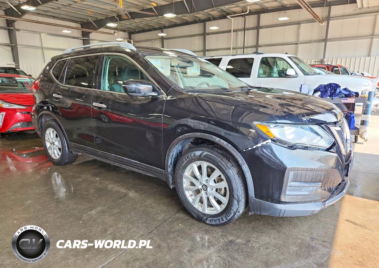 2017 Nissan Rogue Sv VIN:5N1AT2MT4HC877818 - 4