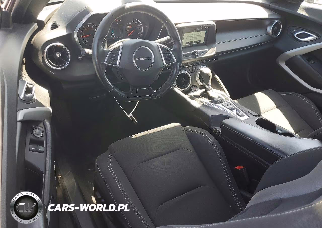 2018 Chevrolet Camaro Lt VIN:1G1FB1RS4J0144983 - 8