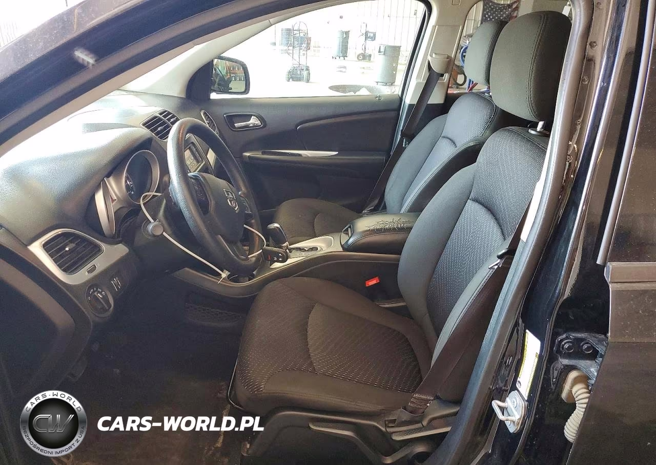 2019 Dodge Journey Se VIN:3C4PDCAB3KT751359 - 7