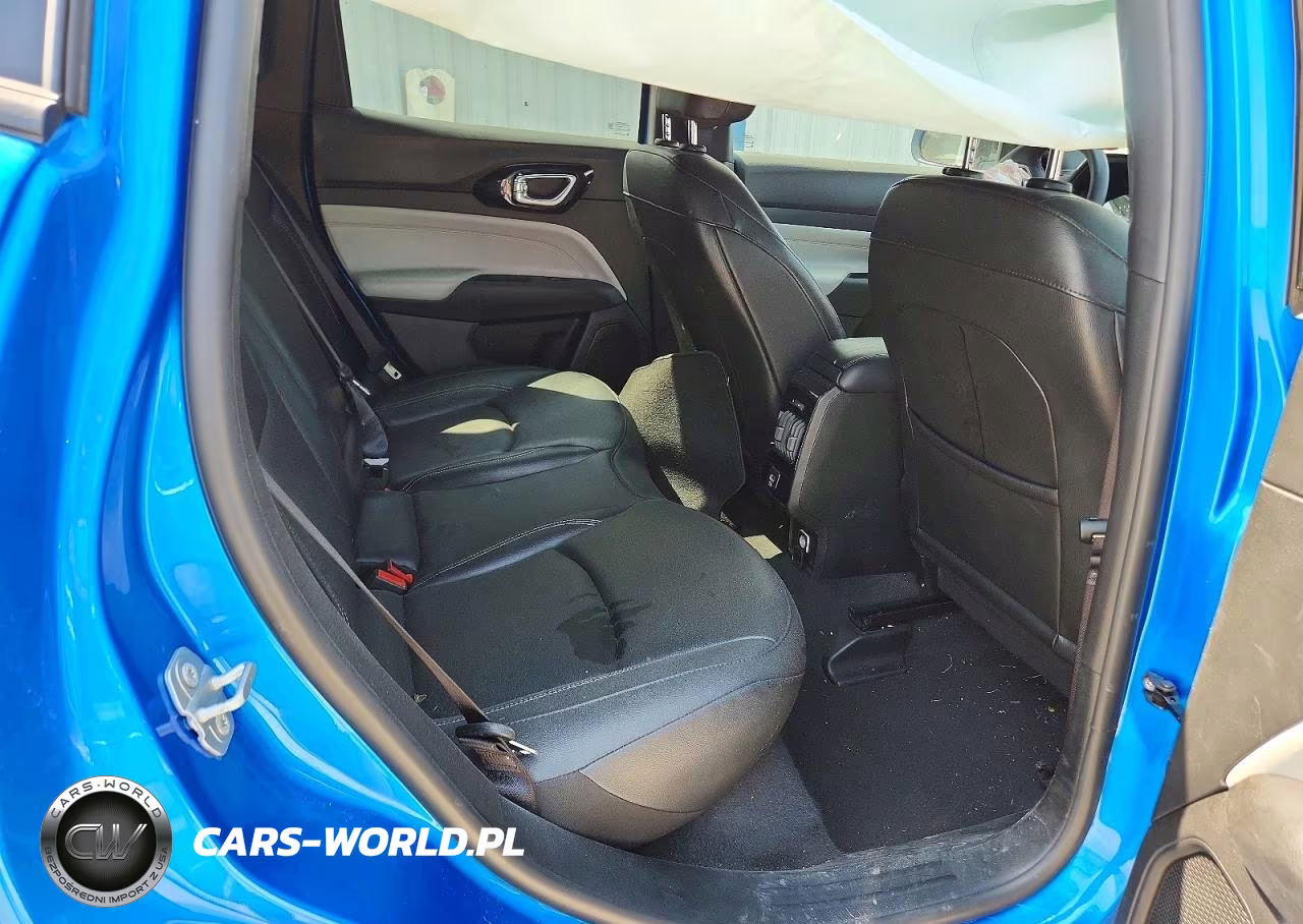 2025 Jeep Compass Limited VIN:3C4NJDCN2ST619660 - 10