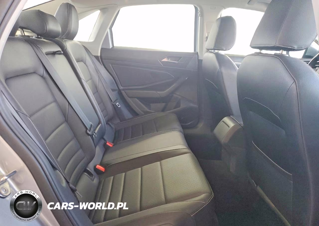 2024 Volkswagen Jetta Se VIN:3VWEM7BU8RM040126 - 10