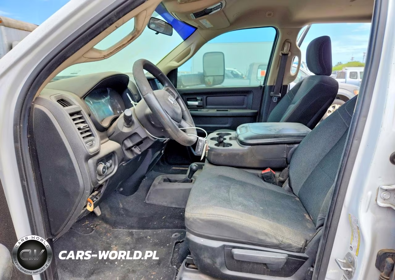 2019 Ram 2500 Tradesman VIN:3C6UR5HJ2KG539078 - 7