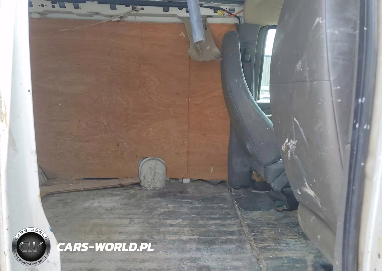 2010 Chevrolet Express G2500 VIN:1GCZGFDA1A1119647 - 11