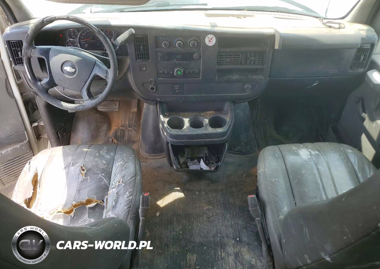 2010 Chevrolet Express G2500 VIN:1GCZGFDA1A1119647 - 8
