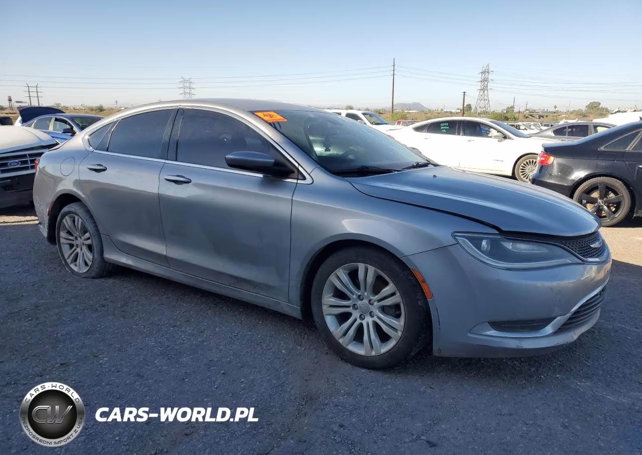 2015 Chrysler 200 Limited VIN:1C3CCCAB6FN606831 - 4