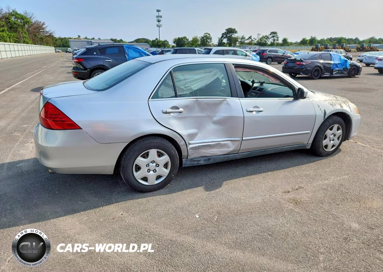 2007 Honda Accord Lx VIN:1HGCM56497A221109 - 3