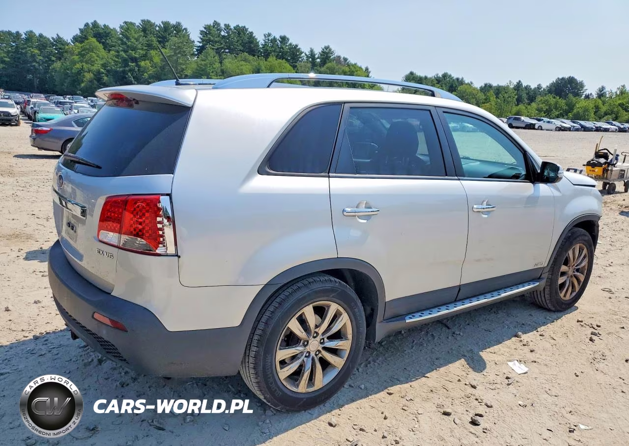 2011 Kia Sorento Ex VIN:5XYKUDA24BG161534 - 3