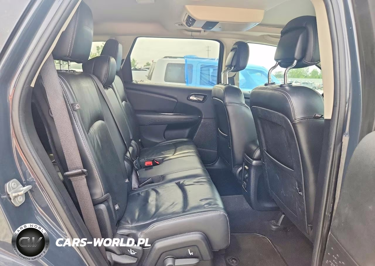 2018 Dodge Journey Crossroad VIN:3C4PDDGG4JT159539 - 11