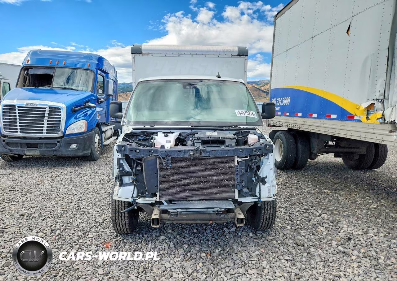 2022 GMC Savana Cut - Box Truck VIN:1GD07RFP7N1185052 - 5