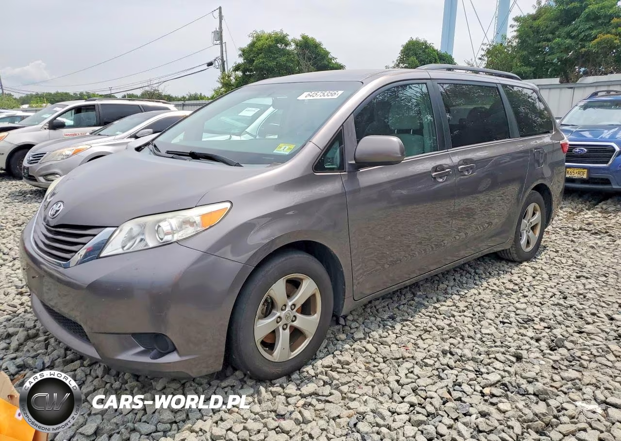 2015 Toyota Sienna Le VIN:5TDKK3DC7FS552979 - 1