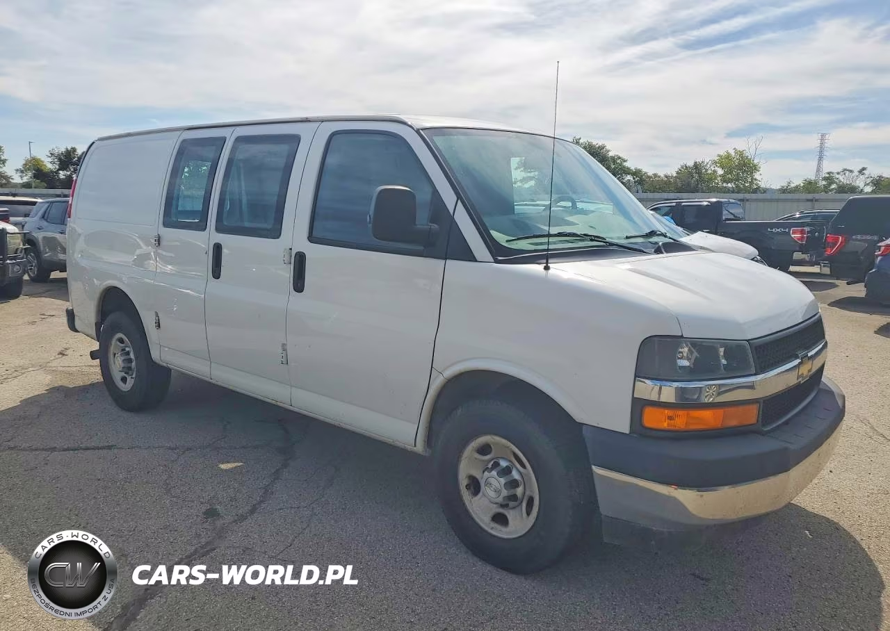 2019 Chevrolet Express 2500 Cargo Delivery Van VIN:1GCWGAFG2K1267038 - 4