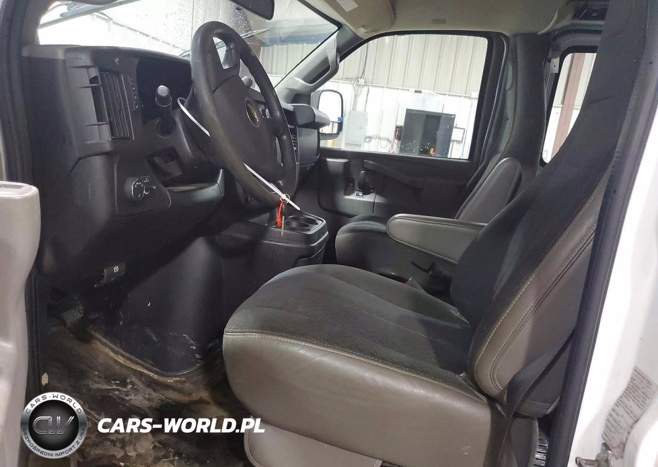 2019 Chevrolet Express 2500 Cargo Delivery Van VIN:1GCWGAFG2K1267038 - 7