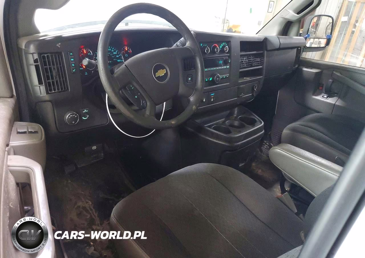2019 Chevrolet Express 2500 Cargo Delivery Van VIN:1GCWGAFG2K1267038 - 8