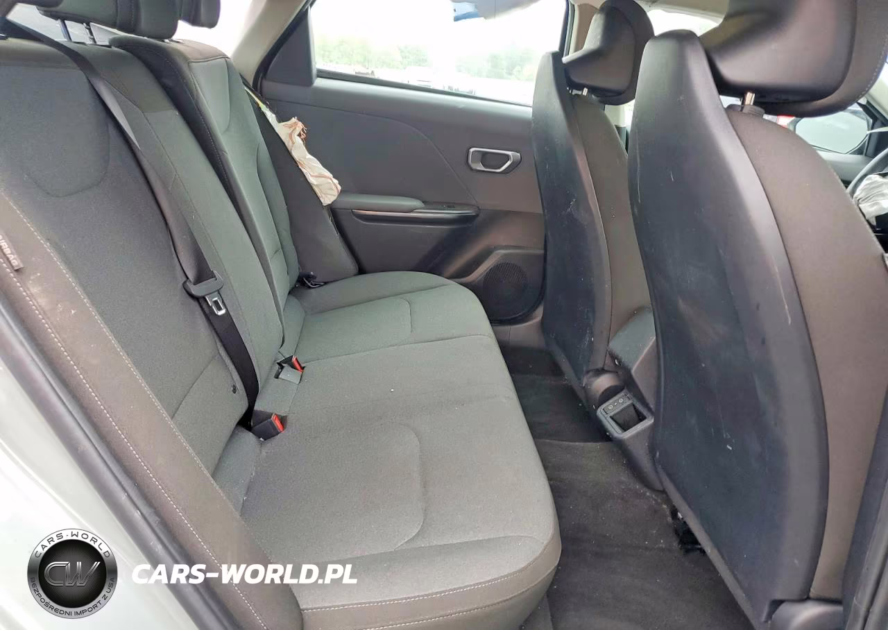 2026 Kia K4 Lxs VIN:3KPFT4DE8TE350423 - 10