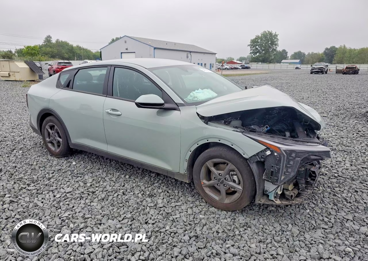 2026 Kia K4 Lxs VIN:3KPFT4DE8TE350423 - 4