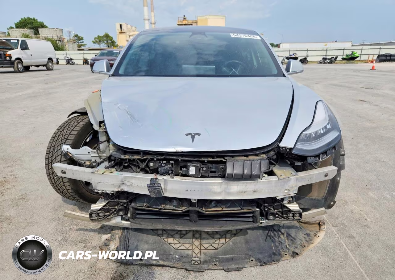 2018 Tesla Model 3 VIN:5YJ3E1EA0JF020175 - 5