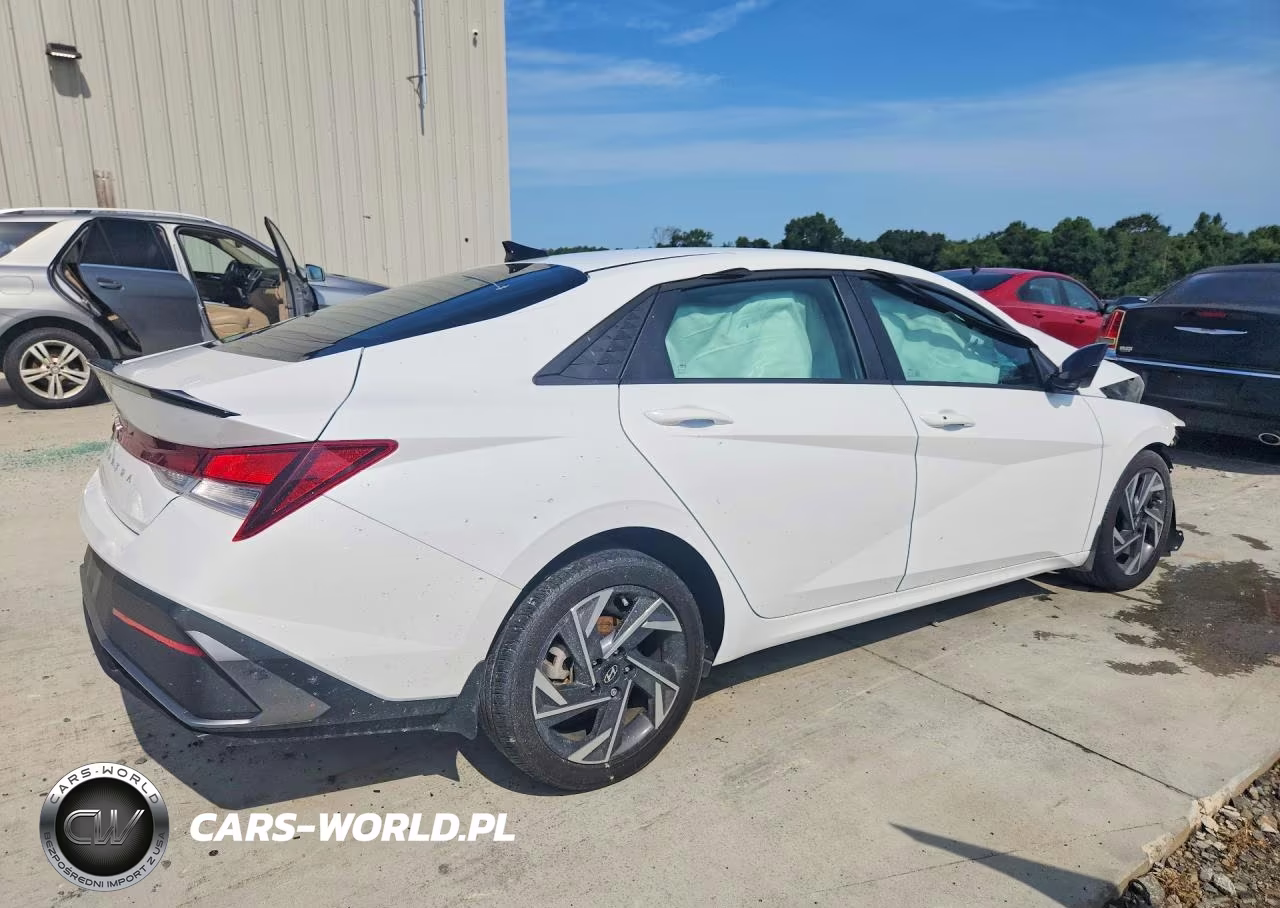 2025 Hyundai Elantra Sel Sport VIN:KMHLM4DG4SU984342 - 3